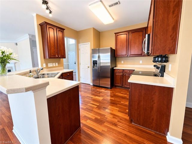4270 Lindsey Lane, Winston-salem, NC 27106