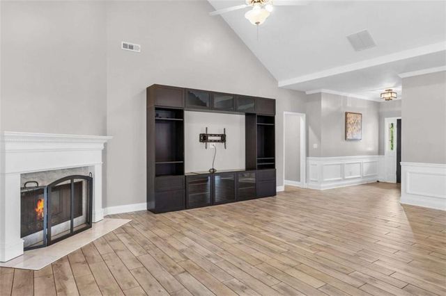 122 Crescent Drive, Newnan, GA 30265