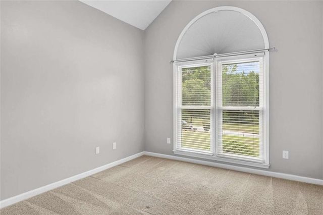 122 Crescent Drive, Newnan, GA 30265