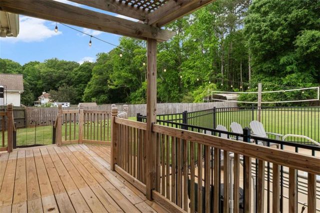 122 Crescent Drive, Newnan, GA 30265