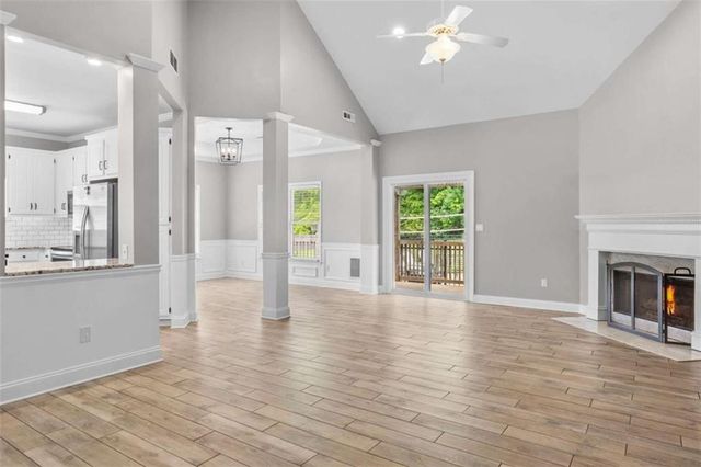 122 Crescent Drive, Newnan, GA 30265