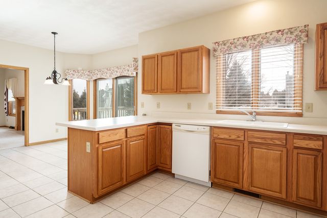 213 Boeing Trail, Poplar Grove, IL 61065