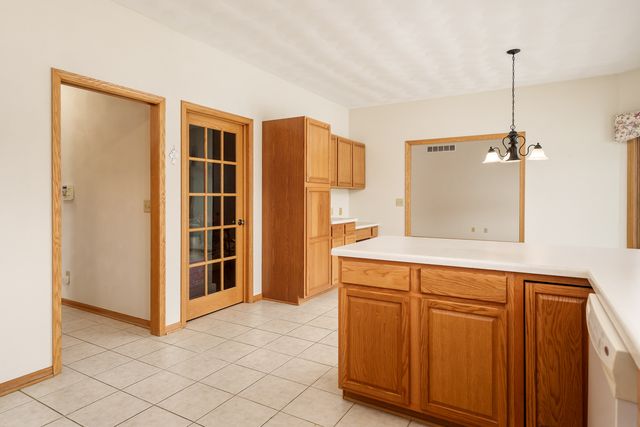 213 Boeing Trail, Poplar Grove, IL 61065