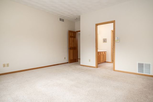 213 Boeing Trail, Poplar Grove, IL 61065