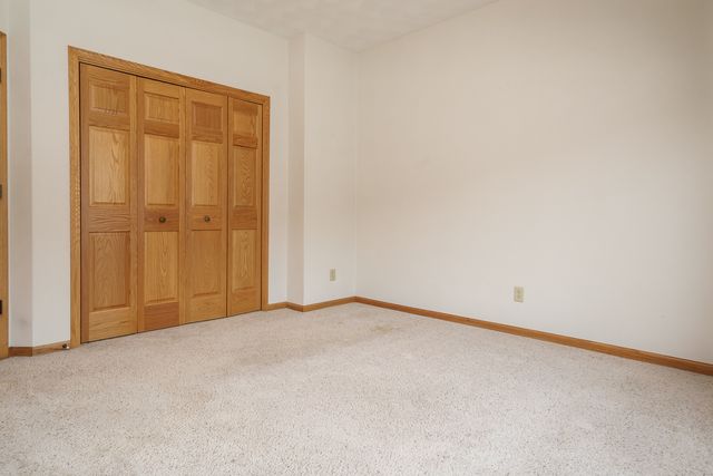 213 Boeing Trail, Poplar Grove, IL 61065