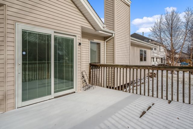 213 Boeing Trail, Poplar Grove, IL 61065