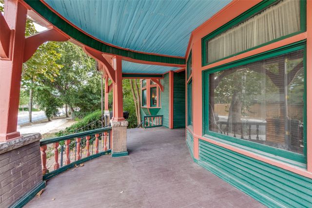 713 N Carroll Avenue, Dallas, TX 75246