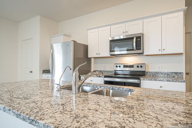 7518 Boa Hollow, San Antonio, TX 78253