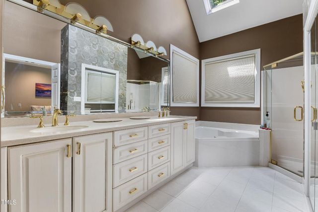 81502 Alexander, Chapel Hill, NC 27517