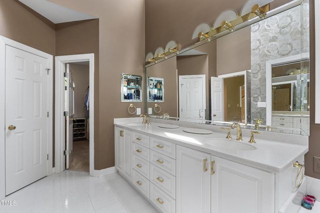 81502 Alexander, Chapel Hill, NC 27517