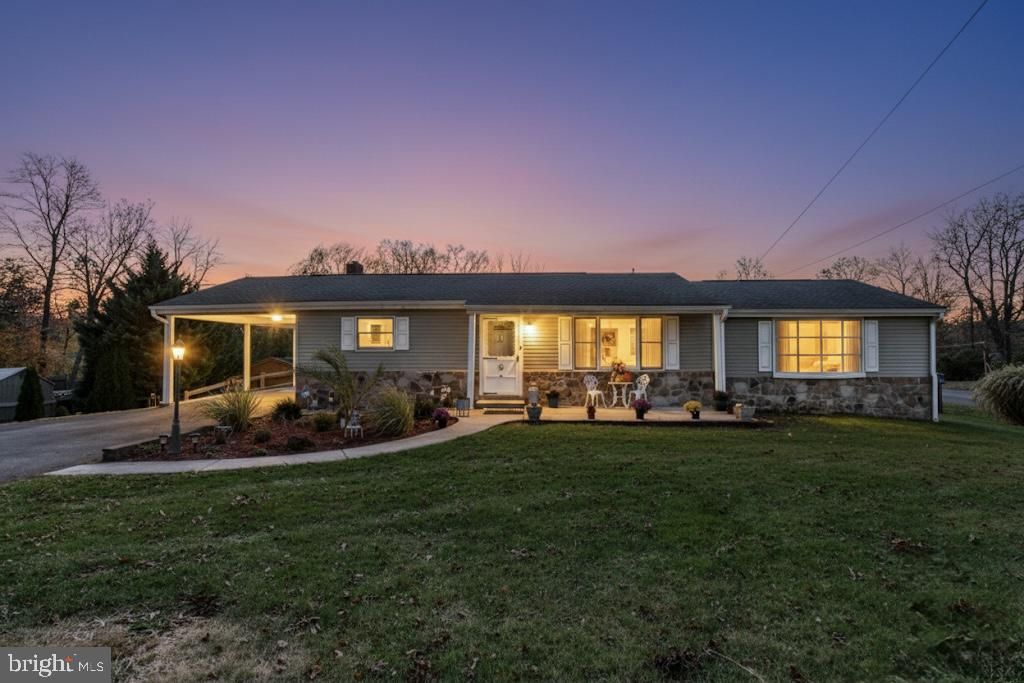 1365 HANOVER RD, Gettysburg, PA 17325