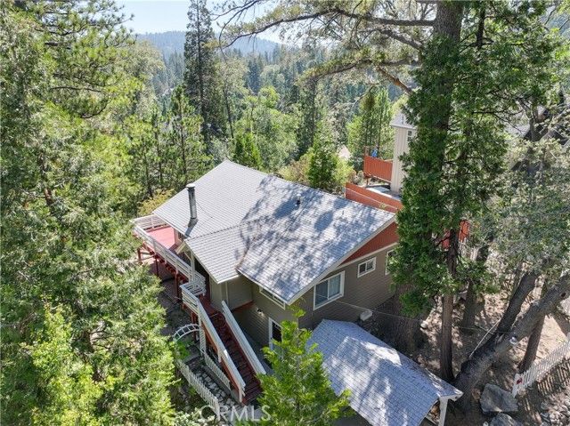 27486 Oakwood, Lake Arrowhead, CA 92352