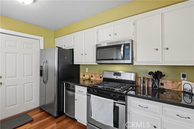 27486 Oakwood, Lake Arrowhead, CA 92352