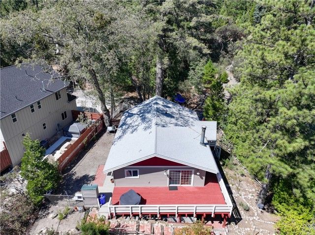 27486 Oakwood, Lake Arrowhead, CA 92352