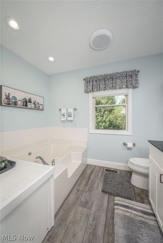 2942 Robert Gary Court, Medina, OH 44256