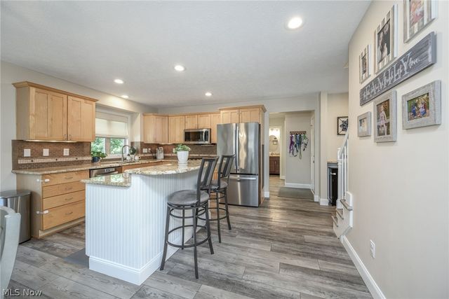 2942 Robert Gary Court, Medina, OH 44256