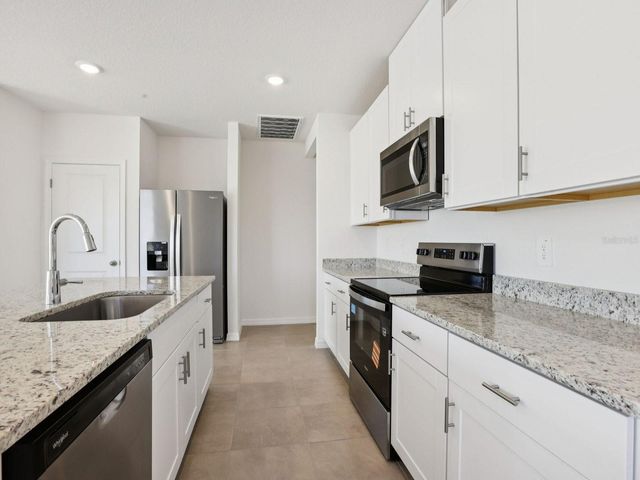 7518 MIA VINE DRIVE, Brooksville, FL 34601