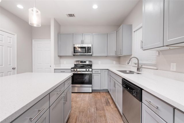 17137 Wilthorne Colony Court, Houston, TX 77084
