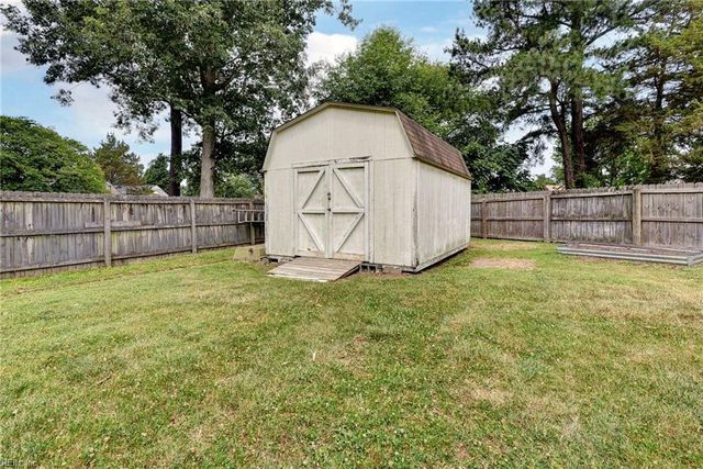 117 Sandy Lake DR, Hampton, VA 23666