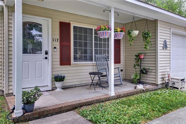 117 Sandy Lake DR, Hampton, VA 23666
