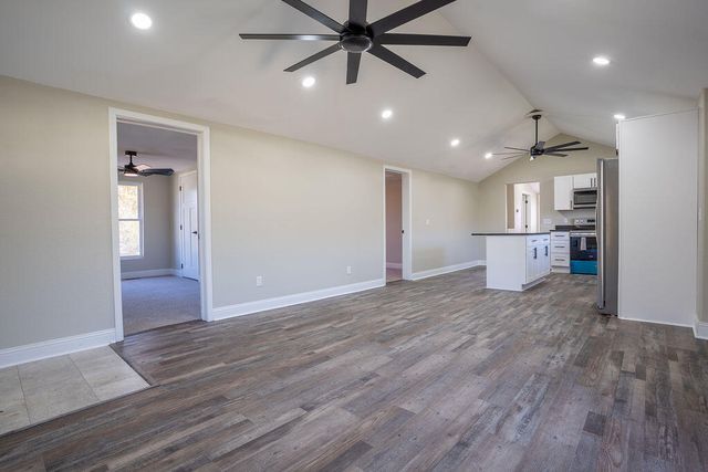 171 Hicks Hollow Road, Trenton, GA 30752