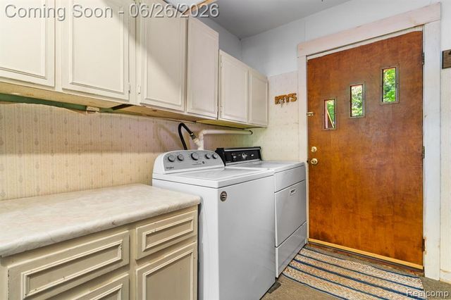 514 Lake Street, Howell, MI 48843
