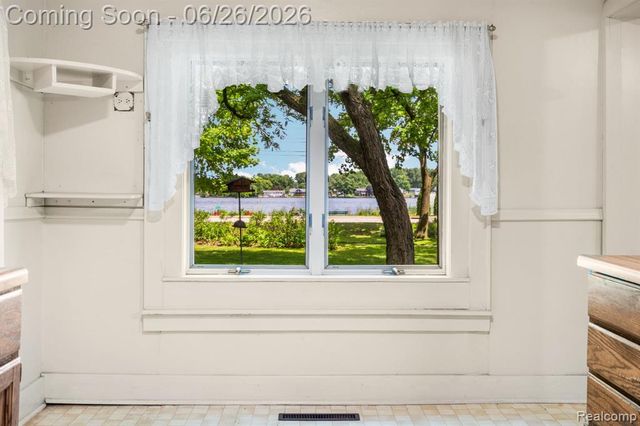 514 Lake Street, Howell, MI 48843