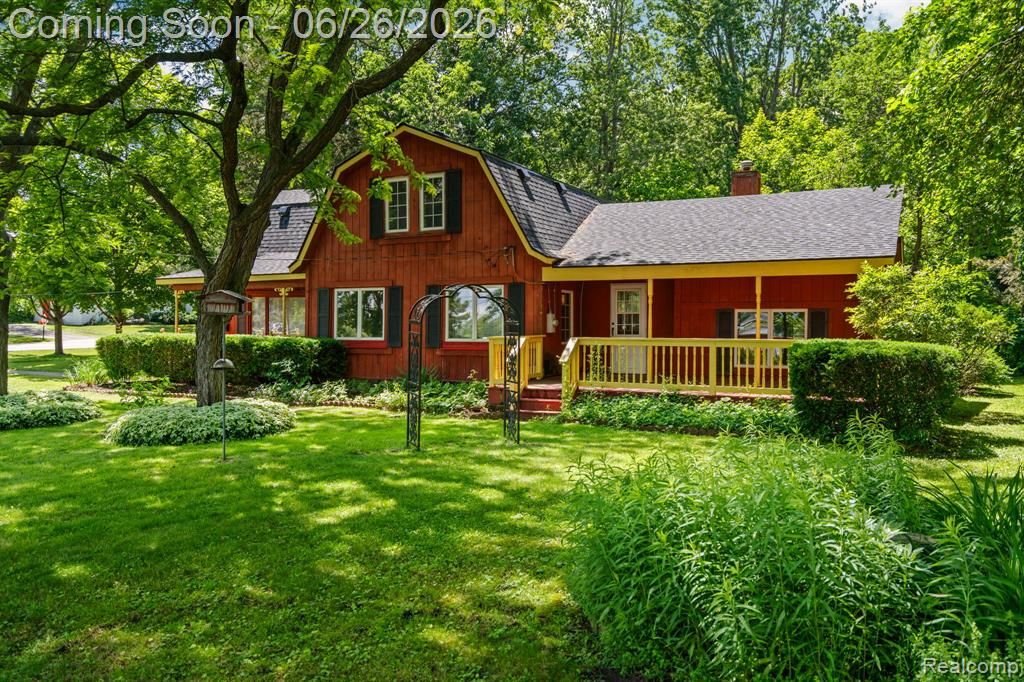 514 Lake Street, Howell, MI 48843