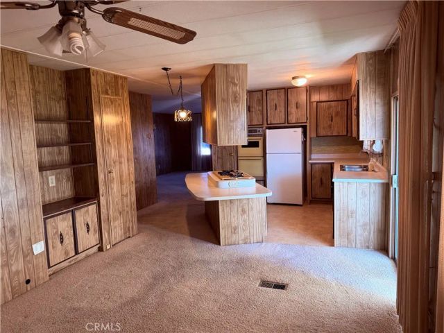 575 S Lyon 62, Hemet, CA 92543
