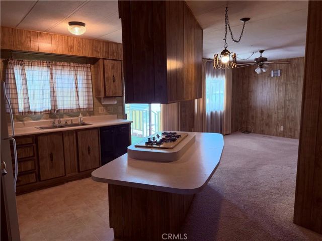 575 S Lyon 62, Hemet, CA 92543