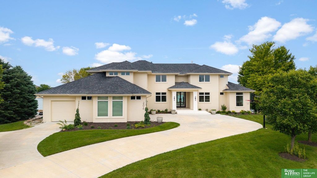25016 Emile Circle, Waterloo, NE 68069