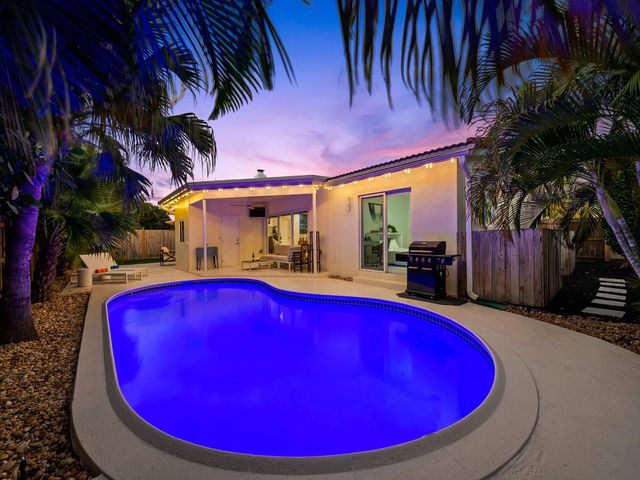 3431 NE 18th Avenue, Oakland Park, FL 33306