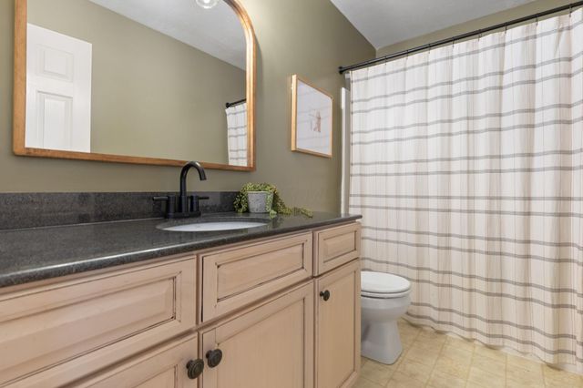 26 Victorian Gate Way, Columbus, OH 43215