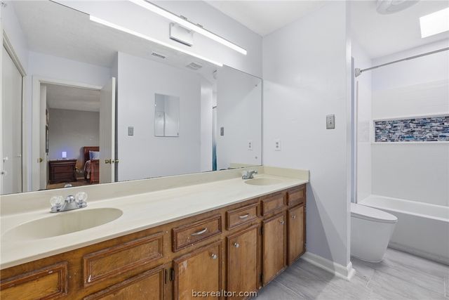 3912 Sierra Court, Bryan, TX 77802