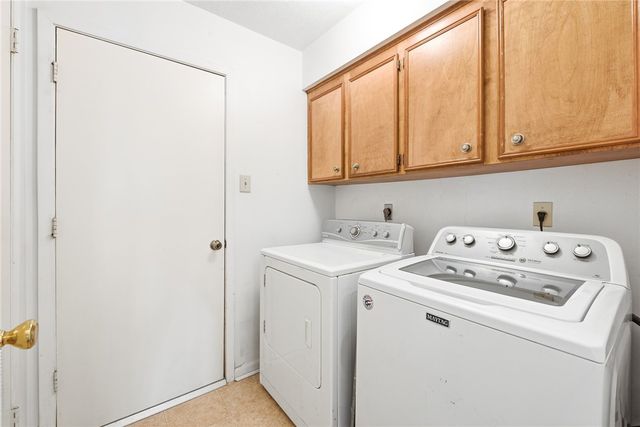 3912 Sierra Court, Bryan, TX 77802