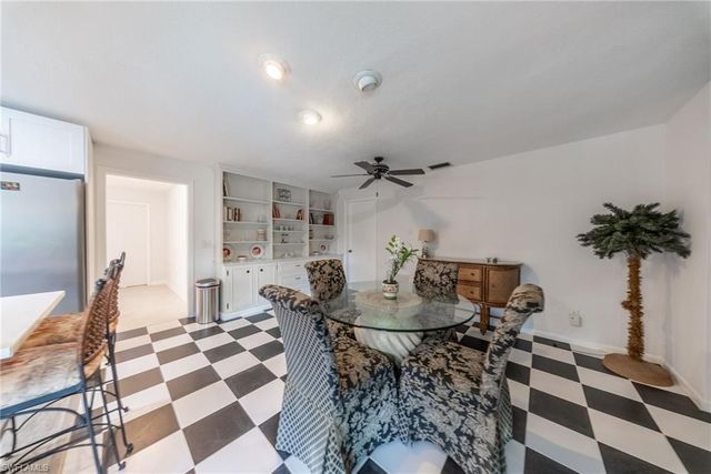 4419 Lakewood BLVD, Naples, FL 34112