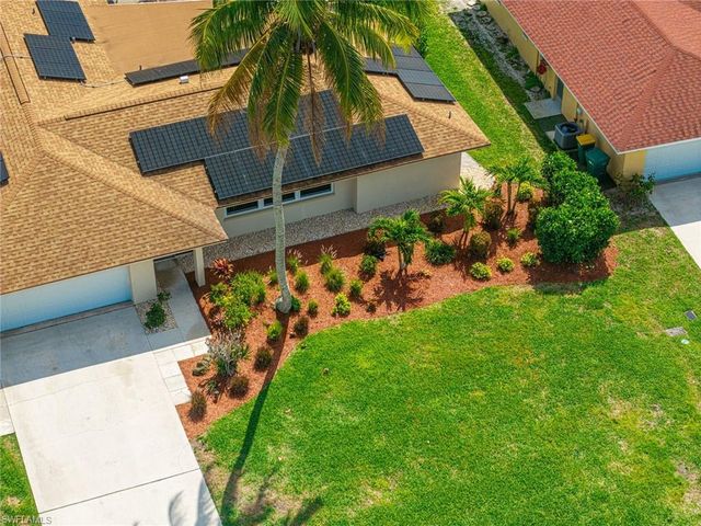 4419 Lakewood BLVD, Naples, FL 34112