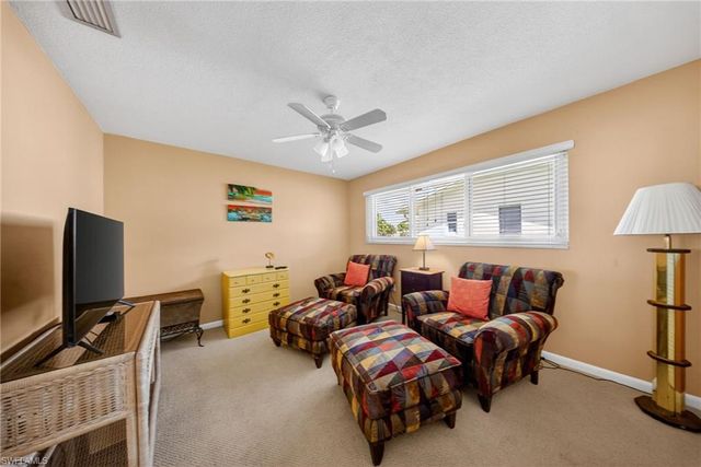 4419 Lakewood BLVD, Naples, FL 34112