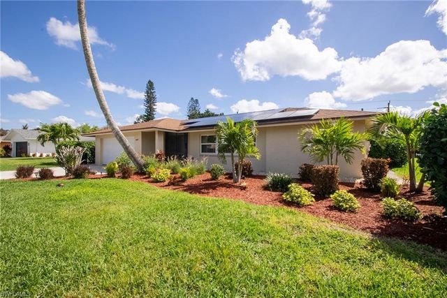 4419 Lakewood BLVD, Naples, FL 34112