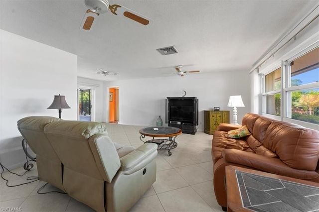 4419 Lakewood BLVD, Naples, FL 34112