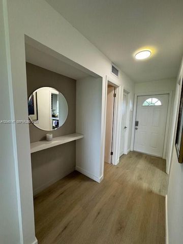8900 Washington Boulevard 304A, Pembroke Pines, FL 33025