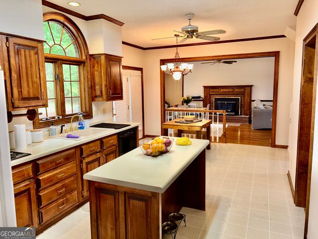 1808 Stoney Crest Drive, Elberton, GA 30635