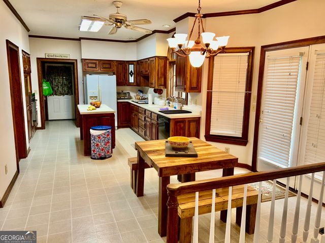 1808 Stoney Crest Drive, Elberton, GA 30635