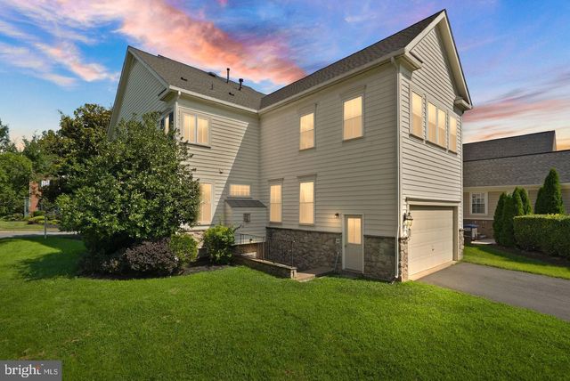 10631 POAGUES BATTERY DR, Bristow, VA 20136