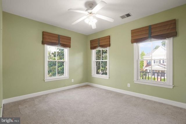 10631 POAGUES BATTERY DR, Bristow, VA 20136