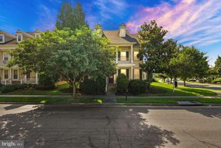 10631 POAGUES BATTERY DR, Bristow, VA 20136