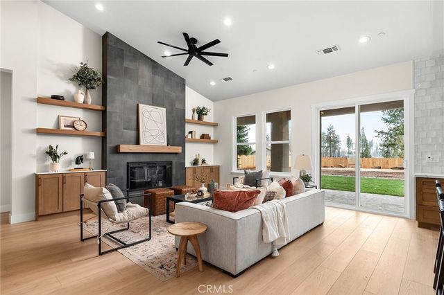 1778 Bille, Paradise, CA 95969