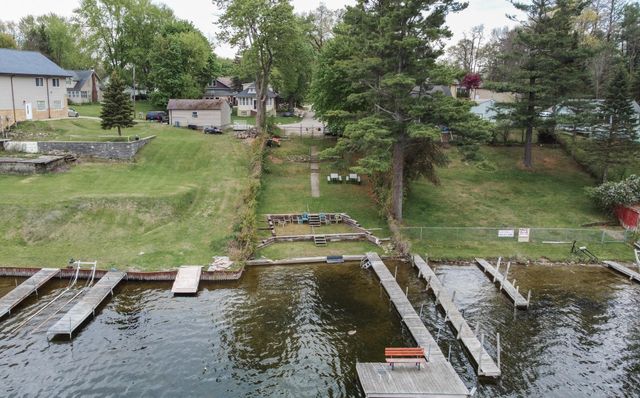 776 Heights Road, Lake Orion, MI 48362