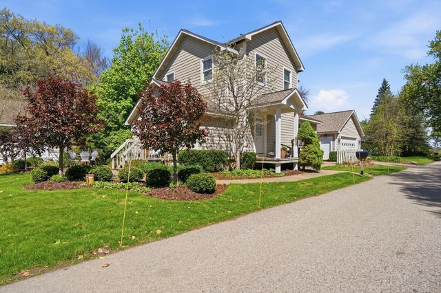 776 Heights Road, Lake Orion, MI 48362