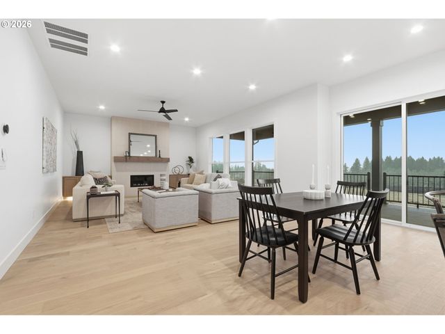 23037 Sw CURRY RIDGE Dr, Sherwood, OR 97140